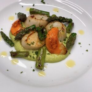 Capesante e Asparagi